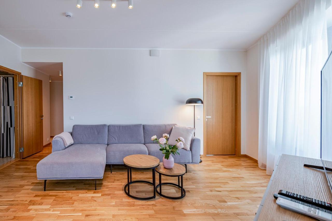 Artisa Riia Str 22A Luxury Apartment Tartu Extérieur photo